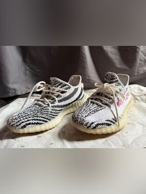 Yeezy Boost 350 V2 Zebra Sneakers - White & Black